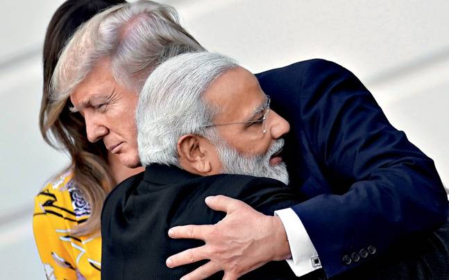 modi-trump-hug